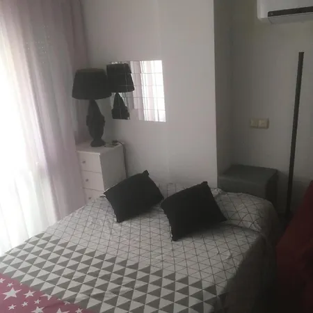 Estudio En El Centro De Nerja Buitenkant foto